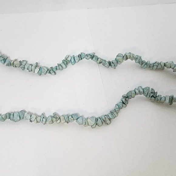 light aquamarine blue stone chips 34"x1/8" - Picture 1 of 6